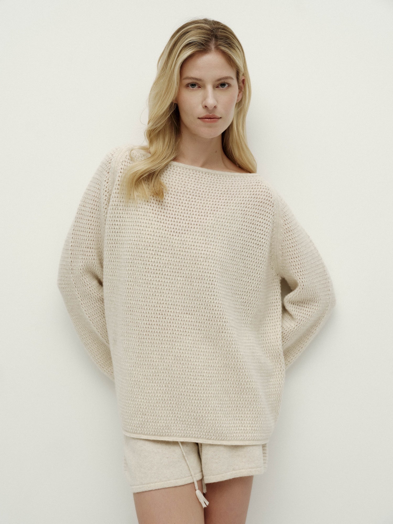 포인텔 니트 풀오버 롱슬리브-살구꽃